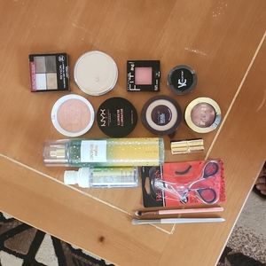 14 never used Various beauty products.